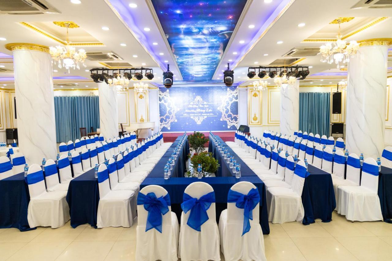 Hoang Loc Hotel バンメトート エクステリア 写真
