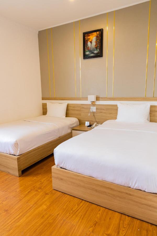 Hoang Loc Hotel バンメトート エクステリア 写真