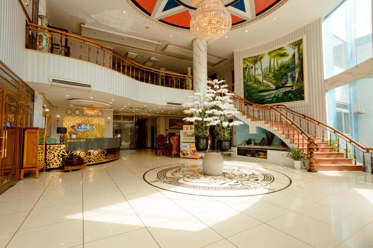 Hoang Loc Hotel バンメトート エクステリア 写真