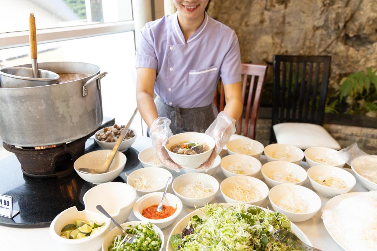 Hoang Loc Hotel バンメトート エクステリア 写真