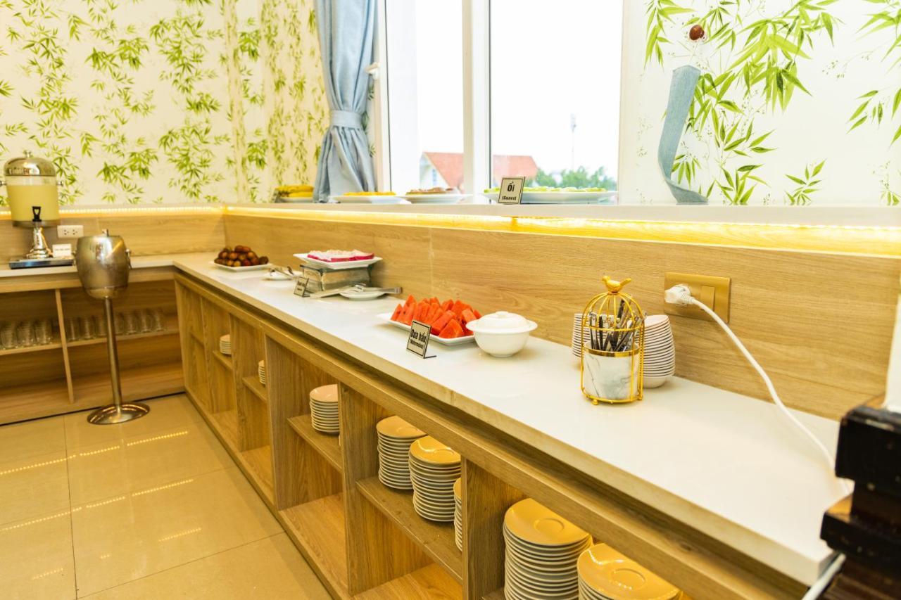 Hoang Loc Hotel バンメトート エクステリア 写真